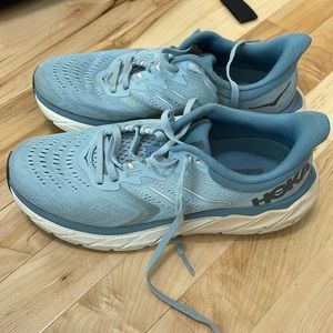 hoka arahi 5 - women’s